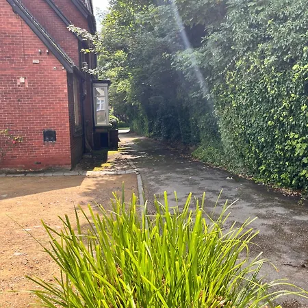 One Bedroom Apartment- Bec Chambers Ls * Leeds (West Yorkshire)