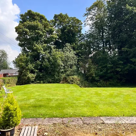 One Bedroom Apartment- Bec Chambers Ls *