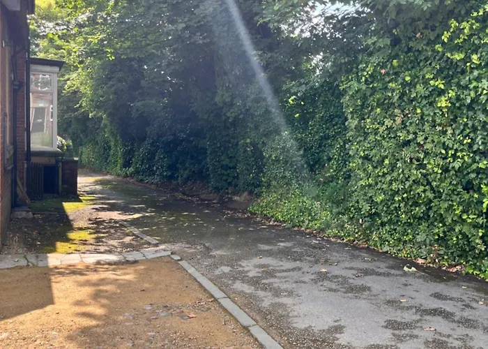 Homestay One Bedroom Apartment- Bec Chambers Ls