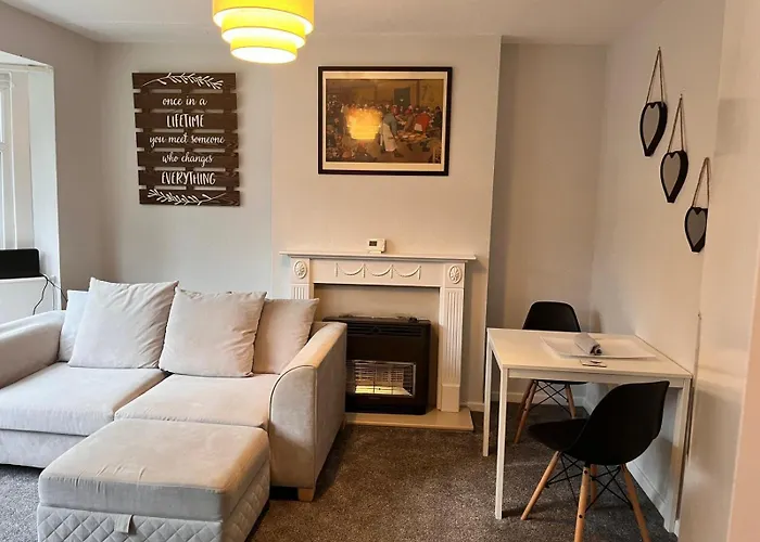 One Bedroom Apartment- Bec Chambers Ls Homestay *